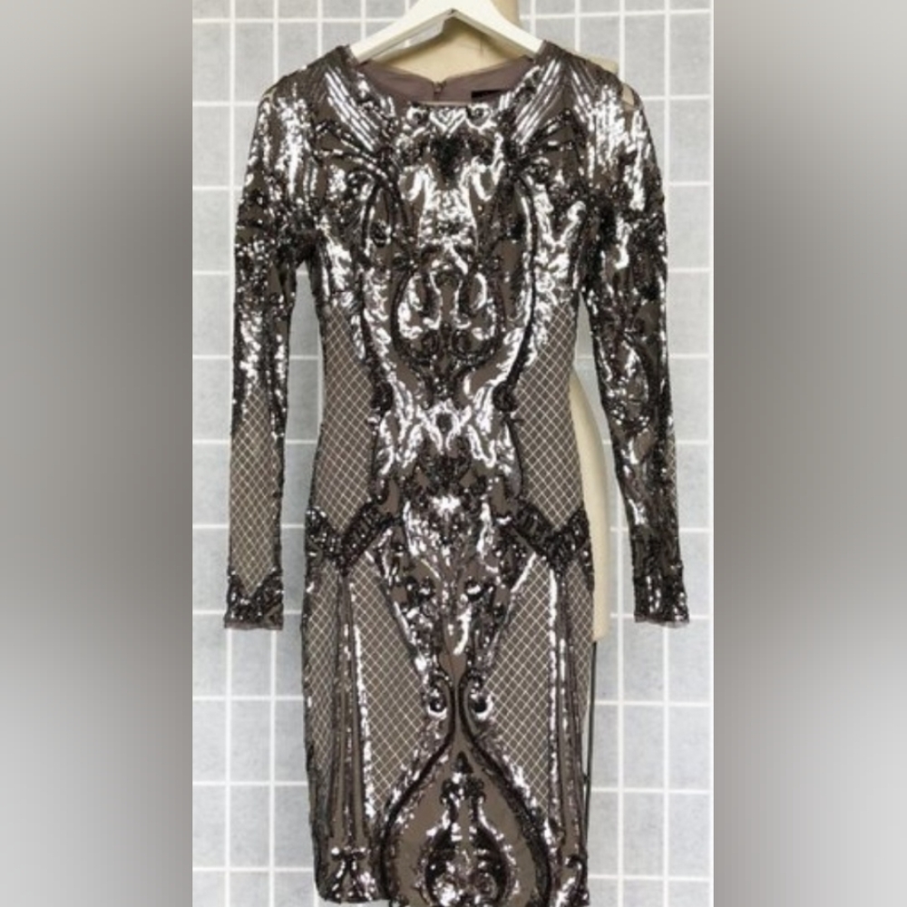 Size 0 - Aqua Dresses Sequin Grey Cocktail Dress $298
